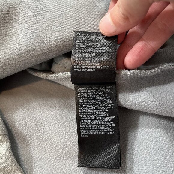 The North Face Women's Grey Long Full Zip Hooded‎ Cirrus Jacket Size Small - Picture 5 of 10